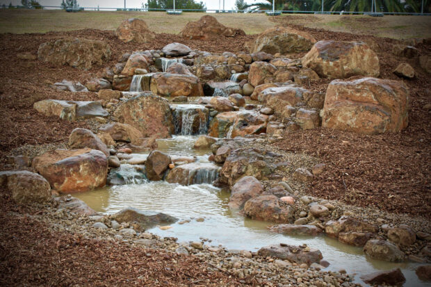 32-Metre-Stream-Bicentennial-Park-Tamworth-NSW03