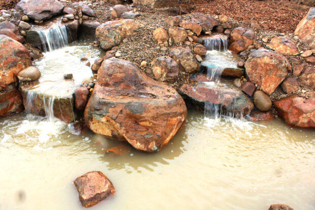 32-Metre-Stream-Bicentennial-Park-Tamworth-NSW04